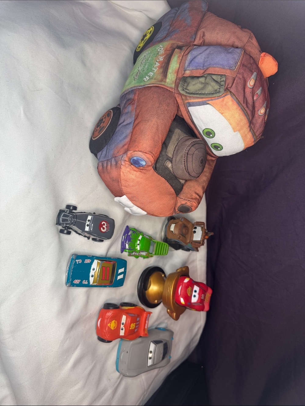 Disney Cars Lot of 8 Mater Lightning McQueen